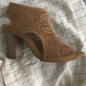 open-toe block heels VERY SPRINGY